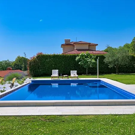 Alpeza Villa